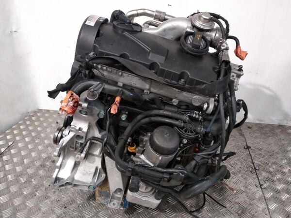 VOLKSWAGEN PASSAT 1.9 TDI AVF MOTOR KOMPLE DOLU