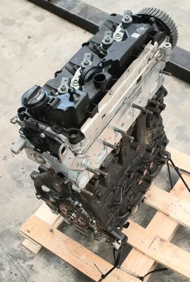 VOLKSWAGEN CADDY 2.0 TDI DFS MOTOR KOMPLE