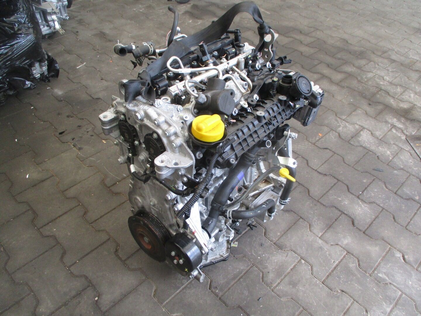 DACIA DUSTER KOMPLE MOTOR 1.3 TCE H5H KOMPLE MOTOR 1.3 TCE DOLU