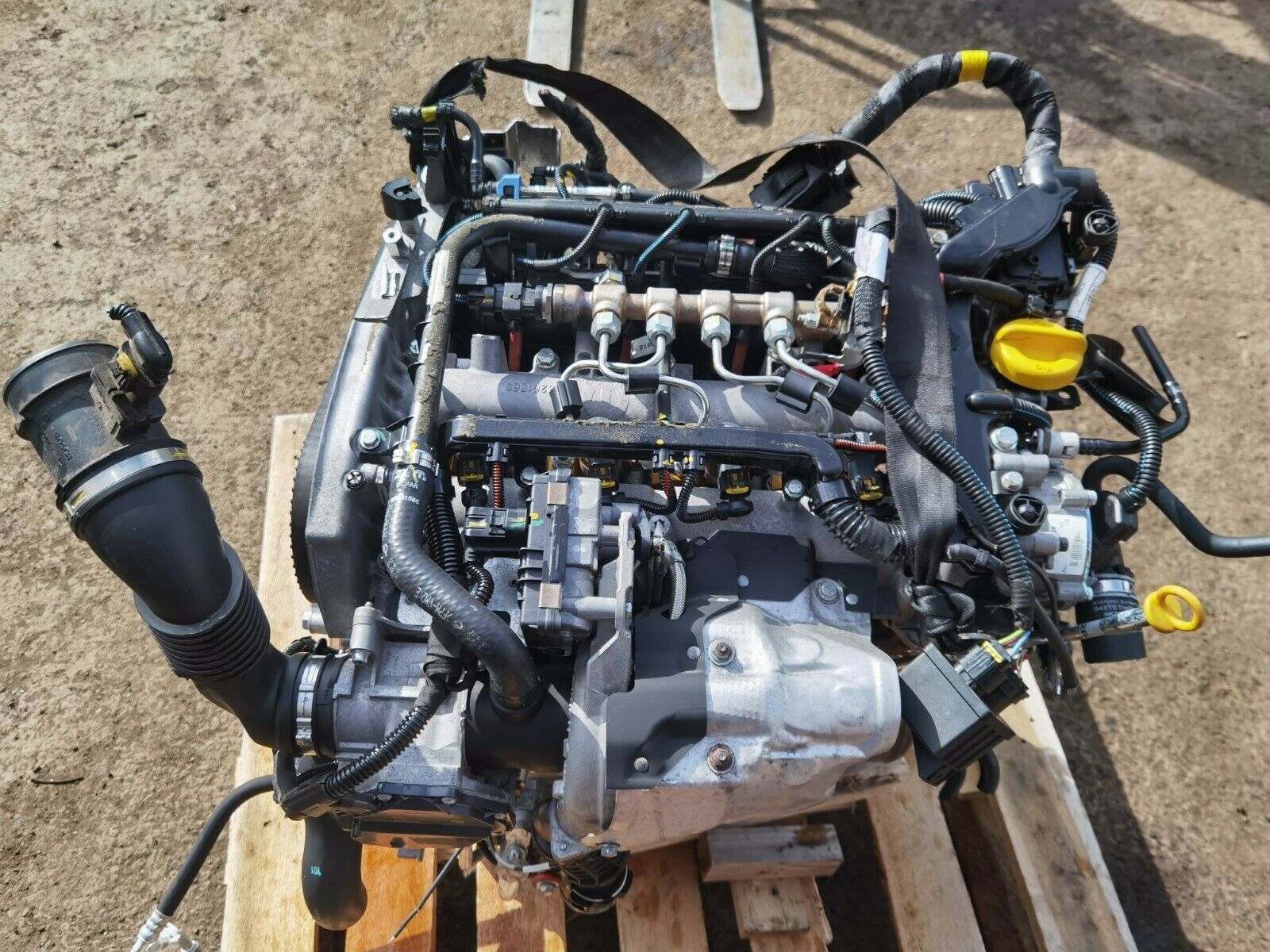 FIAT FREEMONT 2.0 MULTİJET MOTOR KOMPLE FULL DOLU