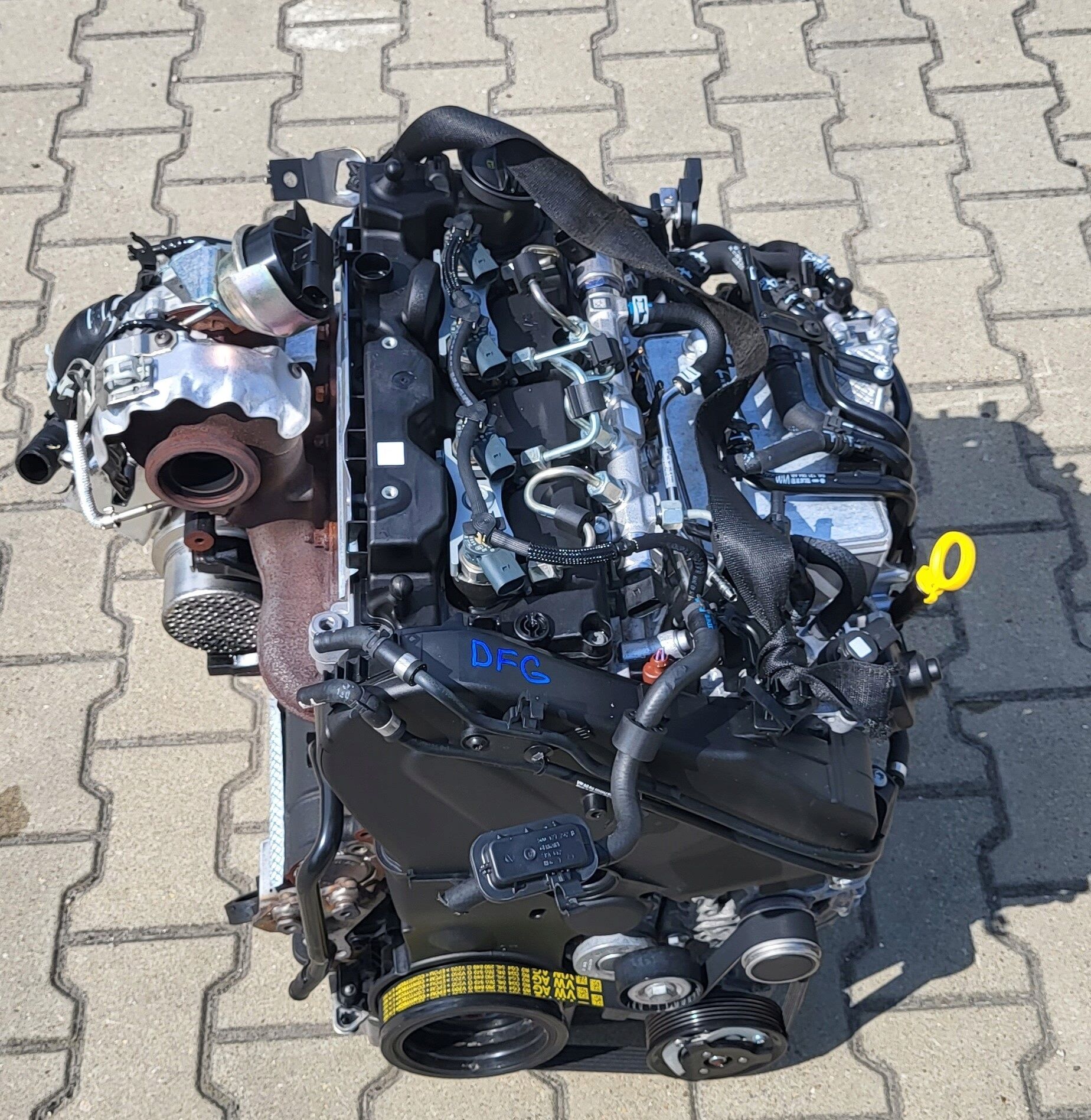 VOLKSWAGEN PASSAT 2.0 TDI DFG MOTOR KOMPLE FULL DOLU
