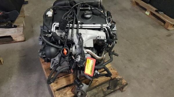 MITSUBISHI OUTLANDER 2.0 DID DİZEL MOTOR KOMPLE FULL DOLU