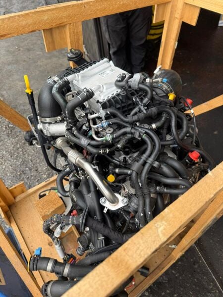 VOLKSWAGEN TRANSPORTER VW CARAVELLE 2.0 TDI CXH MOTOR SIFIR ORJINAL