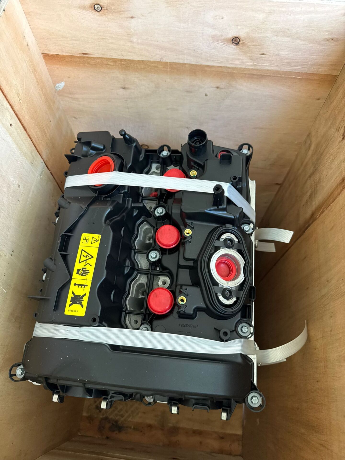 BMW F30 F45 B3815A MOTOR KOMPLE SIFIR SANDIK