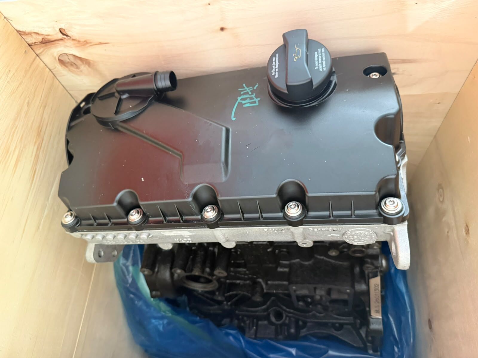VOLKSWAGEN T5 TRANSPORTER 1.9 TDİ AXB MOTOR SIFIR SANDIK ORJ VW